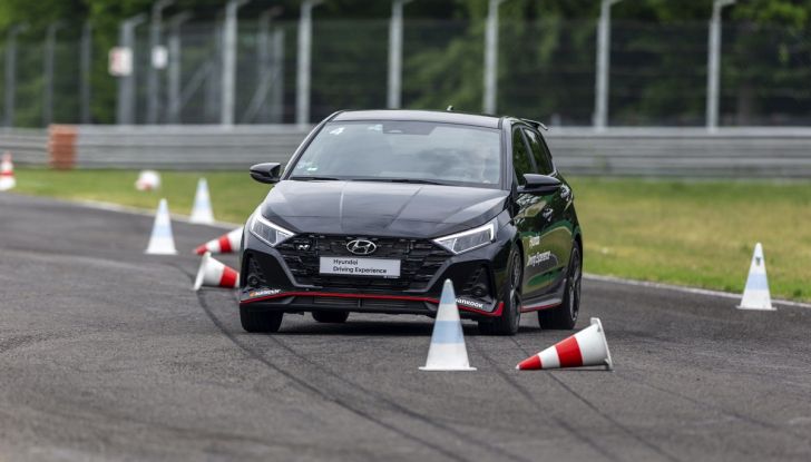 [VIDEO] Hyundai Driving Experience, tutto quello che dovete sapere sui corsi di guida in pista con la gamma N - Foto 35 di 44