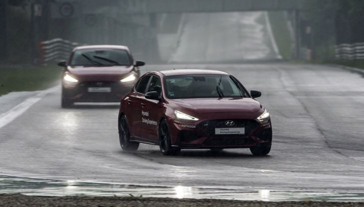 [VIDEO] Hyundai Driving Experience, tutto quello che dovete sapere sui corsi di guida in pista con la gamma N - Foto 43 di 44