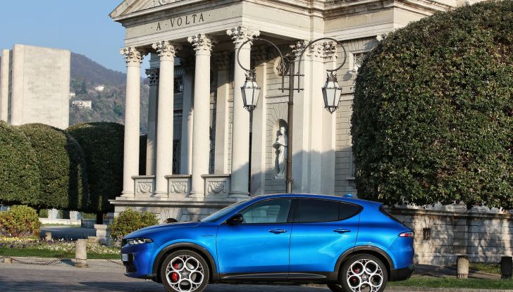 Alfa Romeo Tonale: ordini aperti per il diesel da 130 cavalli, prezzi da 35.500 Euro - Foto 32 di 47