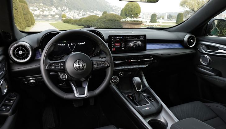 Alfa Romeo Tonale: ordini aperti per il diesel da 130 cavalli, prezzi da 35.500 Euro - Foto 43 di 47