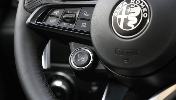 Alfa Romeo Tonale: ordini aperti per il diesel da 130 cavalli, prezzi da 35.500 Euro - Foto 45 di 47