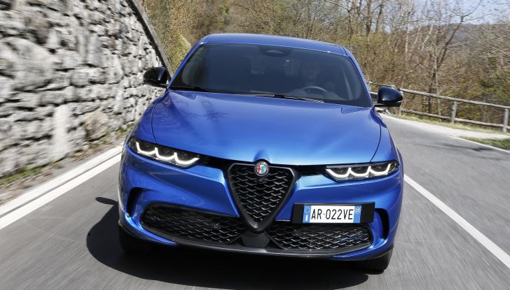 Alfa Romeo Tonale: ordini aperti per il diesel da 130 cavalli, prezzi da 35.500 Euro - Foto 16 di 47