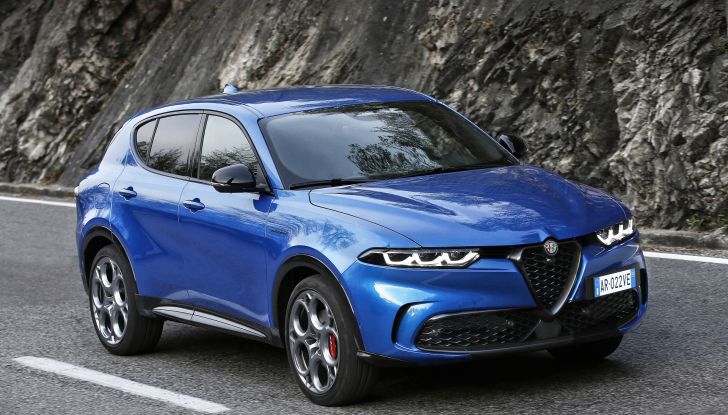 Alfa Romeo Tonale: ordini aperti per il diesel da 130 cavalli, prezzi da 35.500 Euro - Foto 19 di 47