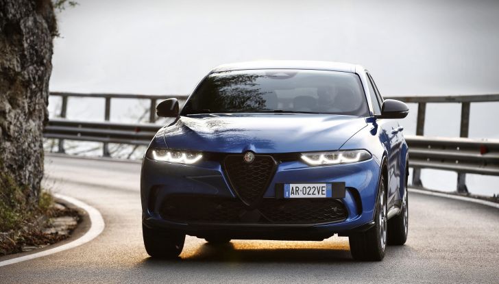 Alfa Romeo Tonale: ordini aperti per il diesel da 130 cavalli, prezzi da 35.500 Euro - Foto 20 di 47