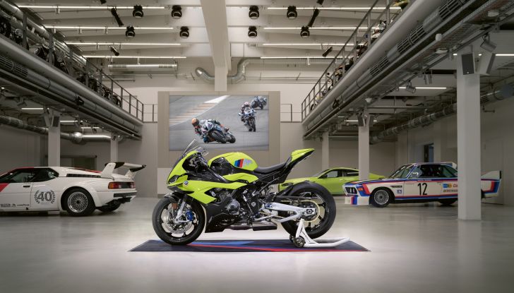BMW Motorrad presenta la M 1000 RR 50 Years, versione speciale della SBK tedesca - Foto 5 di 13