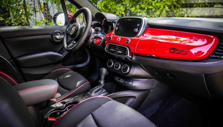 Fiat 500X Hybrid 2022: il test drive del crossover col nuovo motore ibrido sulle strade toscane - Foto 6 di 10