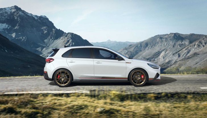 Hyundai i30 N Drive-N: la Limited Edition è prodotta in soli 800 esemplari - Foto 11 di 16