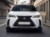 Lexus UX Hybrid 2023: il restyling di metà carriera è ancora più completo