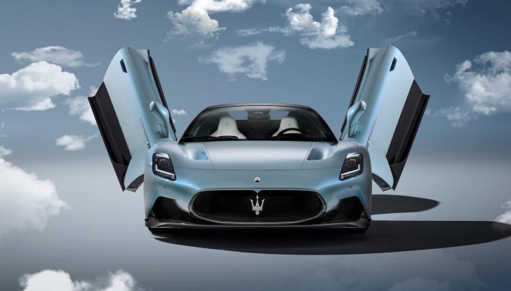 Mille Miglia 2023: presente al via anche una Maserati MC20 a guida autonoma - Foto 10 di 16