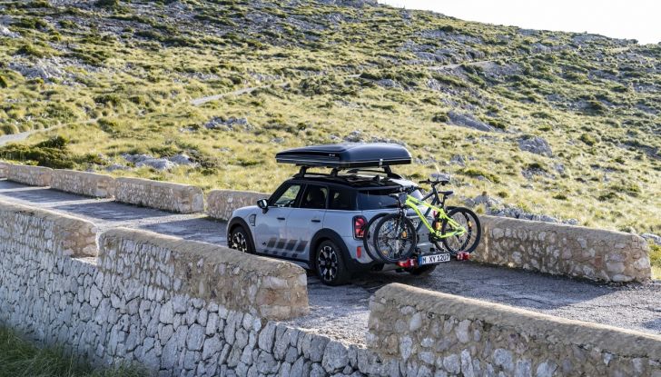 Mini Cooper S Countryman All4: il listino accessori comprende anche una tenda da campeggio - Foto 6 di 9