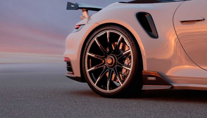 Porsche 911: la Turbo S by Brabus arriva a 820 cavalli! - Foto 6 di 14