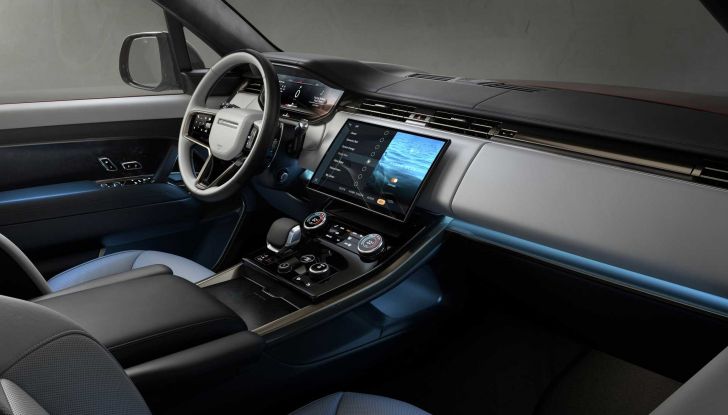 Range Rover Sport 2022: la terza generazione del SUV sportivo si rifà il look - Foto 13 di 14