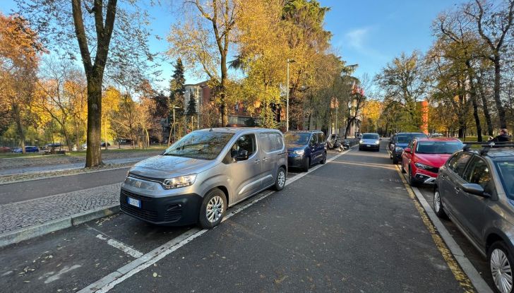 Fiat E-Doblò 2023: spazio per tutti e autonomia elettrica fino a 280 km in città - Foto 2 di 30