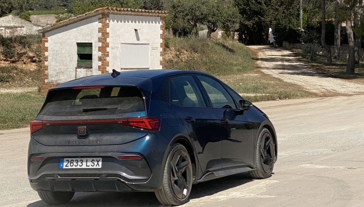 Cupra Terramar: l’ultimo SUV endotermico arriva nel 2024 - Foto 17 di 30