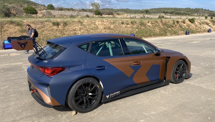 Cupra Terramar: l’ultimo SUV endotermico arriva nel 2024 - Foto 24 di 30