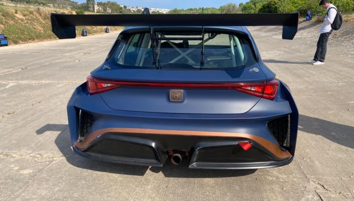 Cupra Terramar: l’ultimo SUV endotermico arriva nel 2024 - Foto 9 di 30