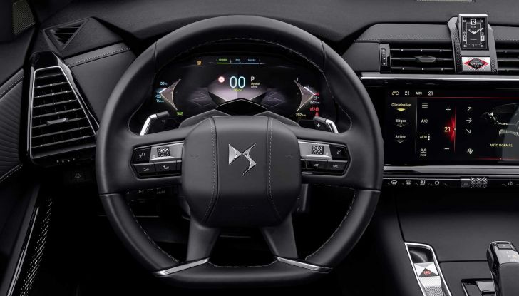 Nuovo DS7 2022: prezzi, motori e allestimenti del SUV francese provato su strada - Foto 16 di 17