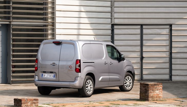 Fiat E-Doblò 2023: spazio per tutti e autonomia elettrica fino a 280 km in città - Foto 25 di 30