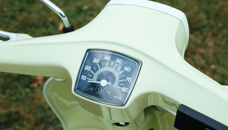 Alfa Romeo Spider Duetto e Vespa 50 Special-e: le due nuove icone di Garage Italia - Foto 8 di 19