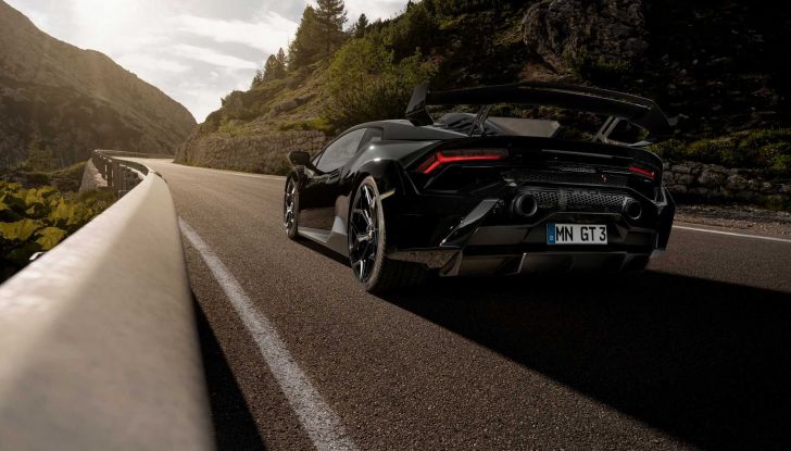 Nuova Lamborghini Huracan ibrida: che numeri per il nuovo motore V8 turbo - Foto 5 di 16