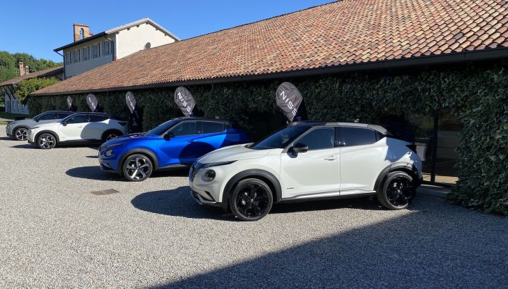 Nissan Juke Hybrid 2022: la prova su strada del nuovo crossover elettrificato - Foto 1 di 29