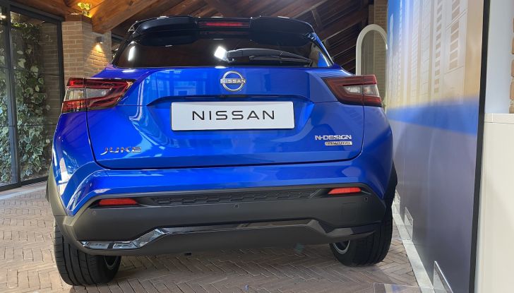Nissan Juke Hybrid 2022: la prova su strada del nuovo crossover elettrificato - Foto 29 di 29