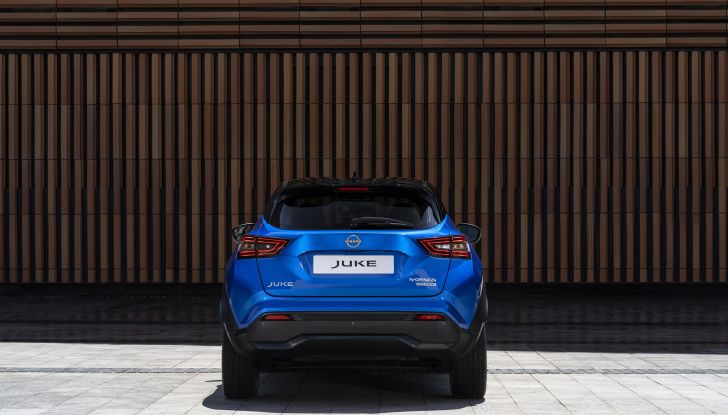 Nissan Juke Hybrid 2022: la prova su strada del nuovo crossover elettrificato - Foto 21 di 29
