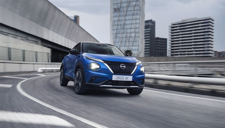 Nissan Juke Hybrid 2022: la prova su strada del nuovo crossover elettrificato - Foto 14 di 29