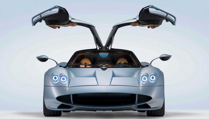 Pagani Huayra Codalunga: one-off in cinque esemplari da 7 milioni di Euro - Foto 1 di 12
