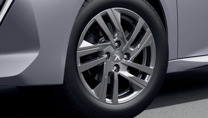 Peugeot 208 Style: 50 esemplari in serie limitata disponibili solo online - Foto 4 di 8