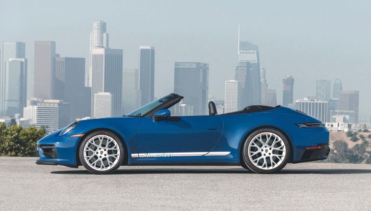 Porsche 911 Carrera GTS: la Cabriolet America Edition ha il cambio manuale - Foto 6 di 16