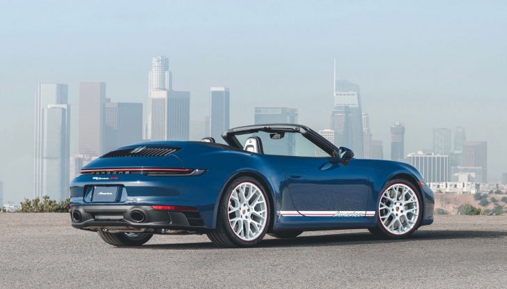 Porsche 911 Carrera GTS: la Cabriolet America Edition ha il cambio manuale - Foto 7 di 16