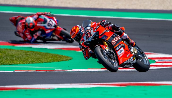 WSBK Misano 2022: Alvaro Bautista vince con la Ducati e fugge nel Mondiale - Foto 16 di 42