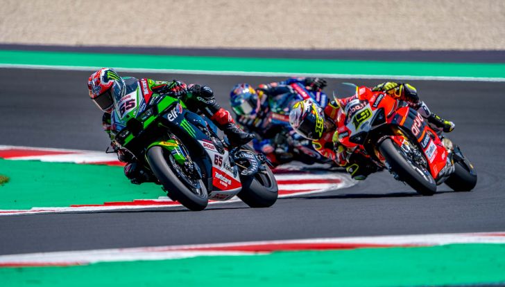 WSBK Misano 2022: Alvaro Bautista vince con la Ducati e fugge nel Mondiale - Foto 20 di 42