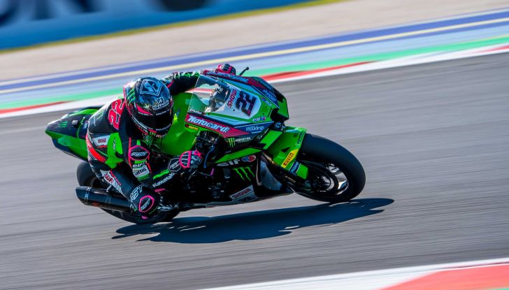 WSBK Misano 2022: Alvaro Bautista vince con la Ducati e fugge nel Mondiale - Foto 31 di 42