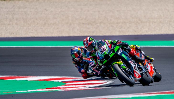 WSBK Misano 2022: Alvaro Bautista vince con la Ducati e fugge nel Mondiale - Foto 34 di 42