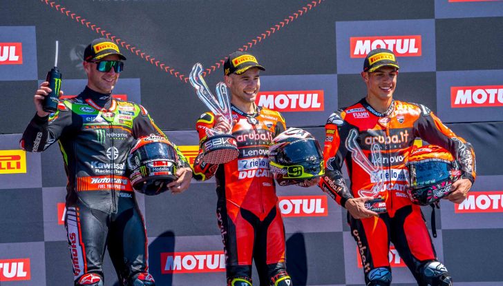 WSBK Misano 2022: Alvaro Bautista vince con la Ducati e fugge nel Mondiale - Foto 40 di 42