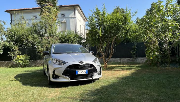 Mazda2 Full Hybrid 2022: nei concessionari a marzo da 20.300 Euro - Foto 1 di 20