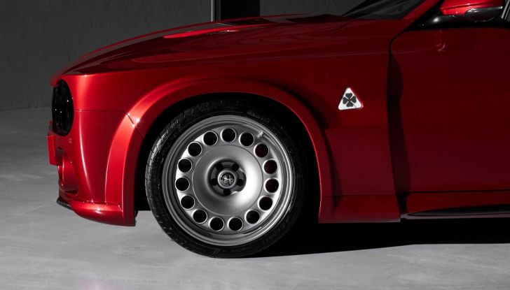 Il ritorno dell’Alfa Romeo Giulia: ecco il restomod di ErreErre Fuoriserie - Foto 4 di 14