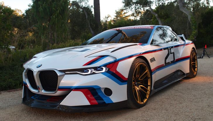 BMW 3.0 CSL: la Hommage su base M4 presto diventerà di serie - Foto 7 di 10