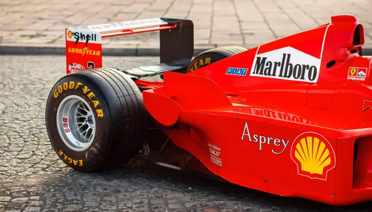 Ferrari F300: la Rossa di Michael Schumacher del 1998 è in vendita - Foto 13 di 17