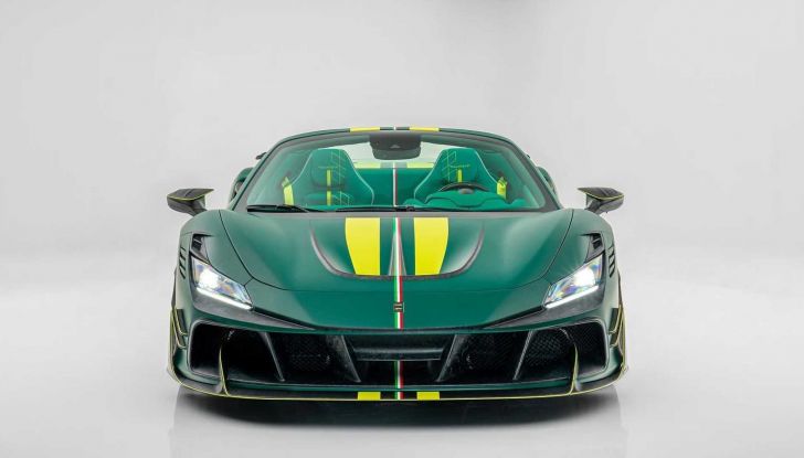 Ferrari F8XX Spider: Mansory toglie il tettuccio alla sua Rossa da 880 cavalli - Foto 2 di 9