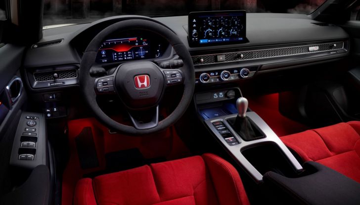 Honda Civic Type R 2023: listino prezzi da 54.300 Euro - Foto 15 di 21