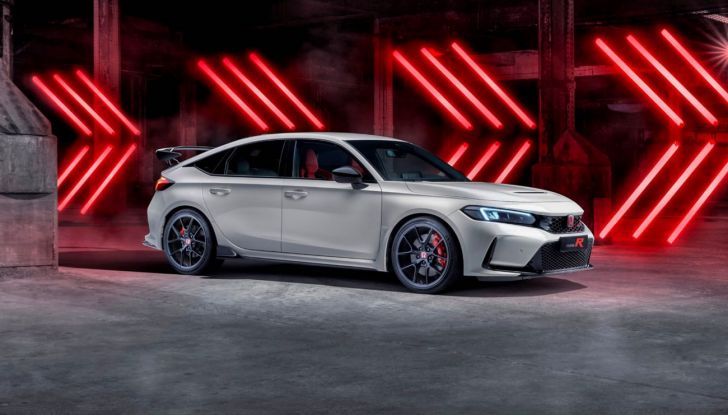 Honda Civic Type R 2023: listino prezzi da 54.300 Euro - Foto 2 di 21