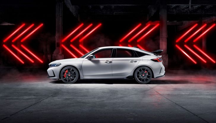 Honda Civic Type R 2023: listino prezzi da 54.300 Euro - Foto 4 di 21