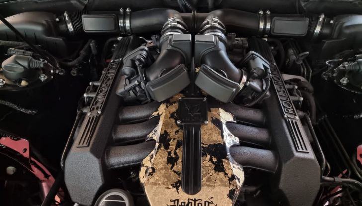 Rolls-Royce Phantom: nella versione 6×6 sembra uscita dal film Mad Max! - Foto 12 di 12