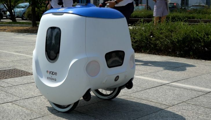 Yape: arriva a Milano il robot-fattorino per le consegne dell’ultimo miglio - Foto 4 di 7