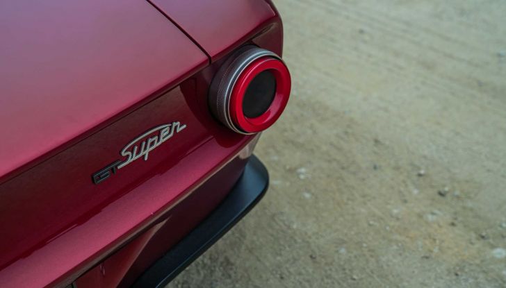 Con Totem Automobili l’Alfa Romeo Giulia GT diventa 2.0 (e ha un V6 da 600 CV) - Foto 9 di 11