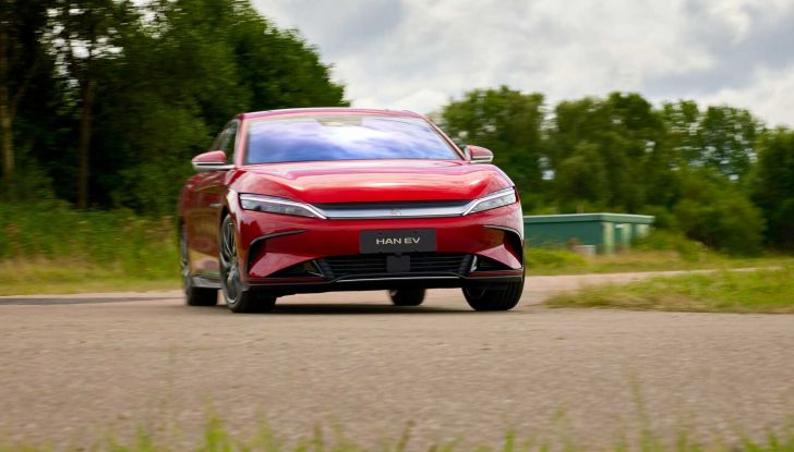 BYD: 5 milioni di veicoli a nuova energia prodotti fino ad oggi - Foto 18 di 26