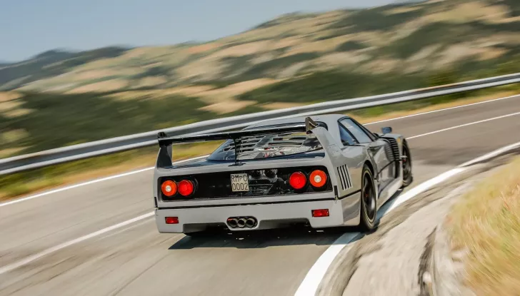 Ferrari F40: all’asta la versione Competizione da gara da 1.000 cavalli! - Foto 19 di 30